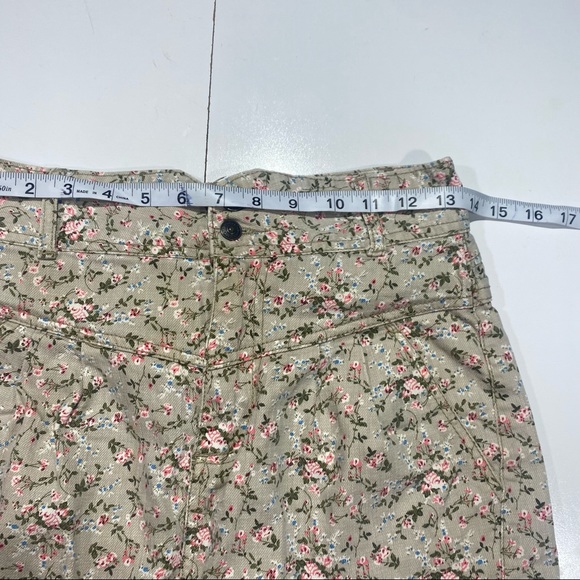 Blanco Floral Y2K Vintage Inspired Woman’s Mini Skirt With 2 Front Pockets 2 - Picture 12 of 13